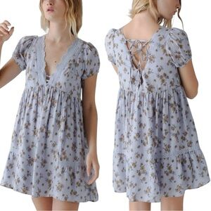 NWT URBAN OUTFITTERS Rylan Frock Floral Mini Dress. Size Small